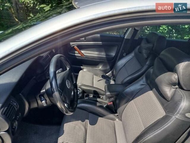 Серый Фольксваген Пассат, объемом двигателя 2.5 л и пробегом 391 тыс. км за 4750 $, фото 3 на Automoto.ua