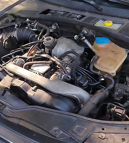 Сірий Фольксваген Пассат, об'ємом двигуна 2.5 л та пробігом 482 тис. км за 4700 $, фото 3 на Automoto.ua