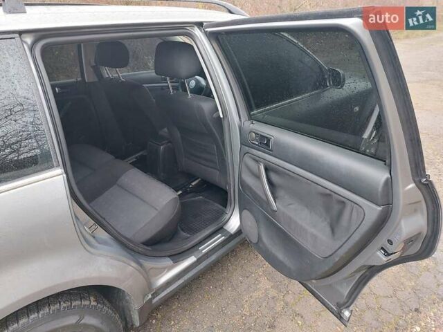 Серый Фольксваген Пассат, объемом двигателя 1.9 л и пробегом 450 тыс. км за 3950 $, фото 35 на Automoto.ua