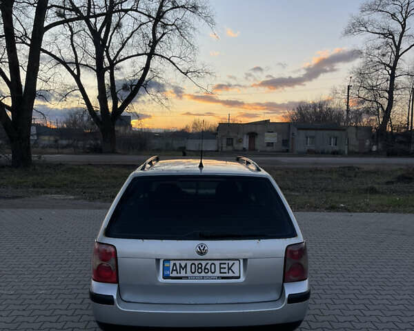 Серый Фольксваген Пассат, объемом двигателя 1.9 л и пробегом 319 тыс. км за 4700 $, фото 5 на Automoto.ua