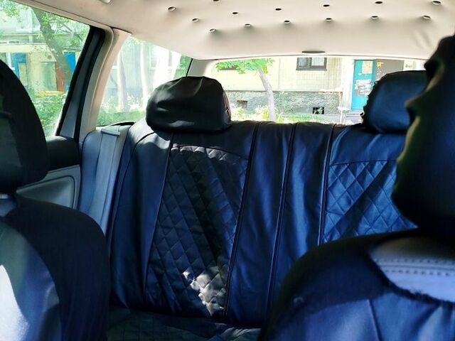 Сірий Фольксваген Пассат, об'ємом двигуна 2.5 л та пробігом 482 тис. км за 4700 $, фото 10 на Automoto.ua