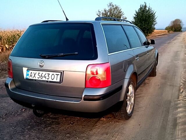 Серый Фольксваген Пассат, объемом двигателя 1.9 л и пробегом 290 тыс. км за 4400 $, фото 2 на Automoto.ua
