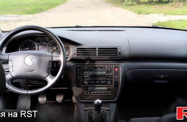 Сірий Фольксваген Пассат, об'ємом двигуна 1.8 л та пробігом 215 тис. км за 5300 $, фото 7 на Automoto.ua