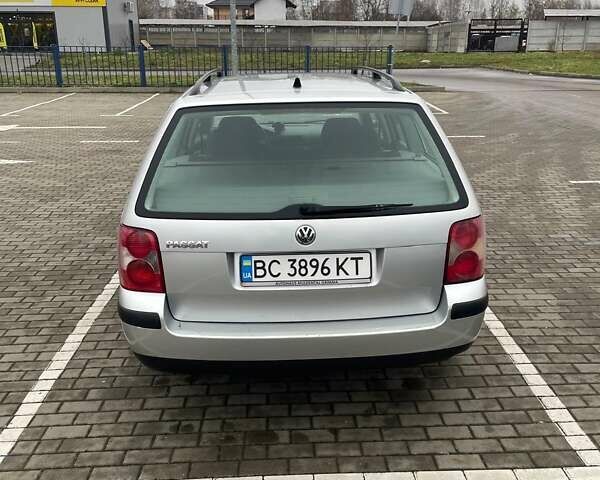 Серый Фольксваген Пассат, объемом двигателя 1.6 л и пробегом 225 тыс. км за 4500 $, фото 8 на Automoto.ua