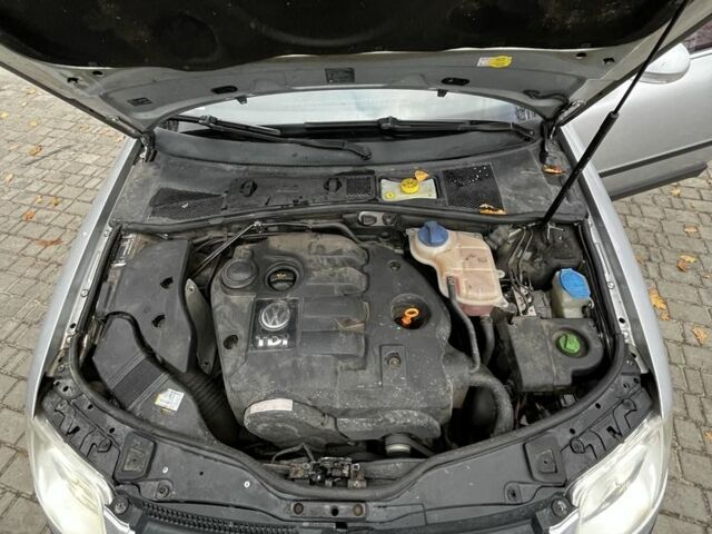 Сірий Фольксваген Пассат, об'ємом двигуна 1.9 л та пробігом 399 тис. км за 3450 $, фото 15 на Automoto.ua