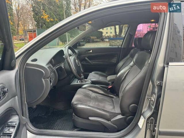 Серый Фольксваген Пассат, объемом двигателя 1.97 л и пробегом 452 тыс. км за 4800 $, фото 7 на Automoto.ua