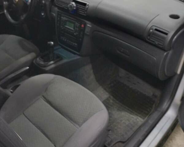 Серый Фольксваген Пассат, объемом двигателя 1.9 л и пробегом 404 тыс. км за 3000 $, фото 5 на Automoto.ua