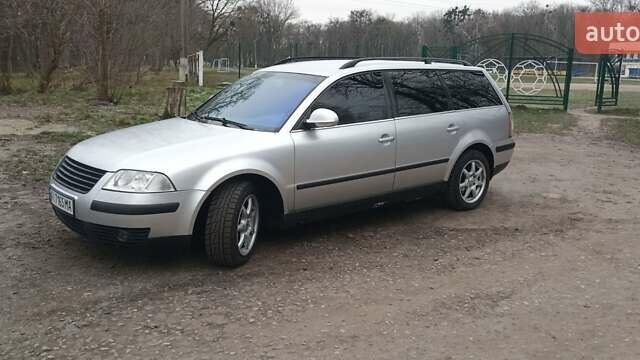 Сірий Фольксваген Пассат, об'ємом двигуна 1.78 л та пробігом 299 тис. км за 5200 $, фото 1 на Automoto.ua