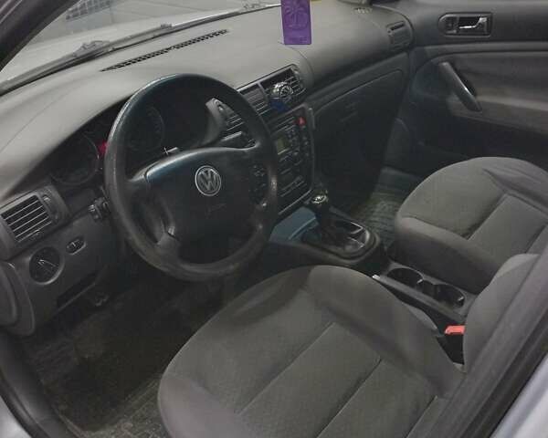 Серый Фольксваген Пассат, объемом двигателя 1.9 л и пробегом 404 тыс. км за 3000 $, фото 9 на Automoto.ua