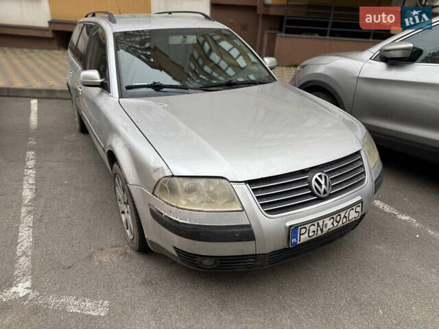 Серый Фольксваген Пассат, объемом двигателя 1.9 л и пробегом 300 тыс. км за 1900 $, фото 7 на Automoto.ua