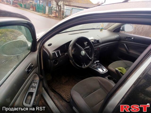 Сірий Фольксваген Пассат, об'ємом двигуна 2.5 л та пробігом 370 тис. км за 3850 $, фото 6 на Automoto.ua