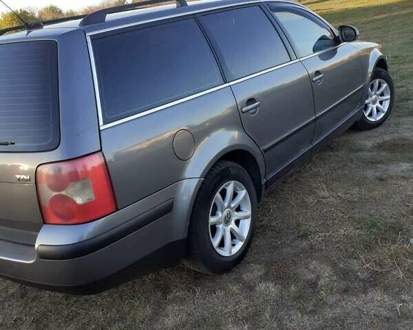 Серый Фольксваген Пассат, объемом двигателя 1.9 л и пробегом 283 тыс. км за 4900 $, фото 7 на Automoto.ua