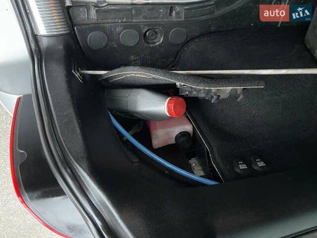 Сірий Фольксваген Пассат, об'ємом двигуна 1.9 л та пробігом 299 тис. км за 6000 $, фото 57 на Automoto.ua