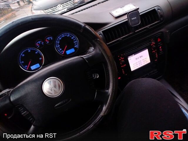 Сірий Фольксваген Пассат, об'ємом двигуна 2.5 л та пробігом 370 тис. км за 3850 $, фото 5 на Automoto.ua