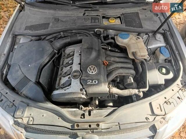 Серый Фольксваген Пассат, объемом двигателя 2 л и пробегом 193 тыс. км за 6000 $, фото 5 на Automoto.ua