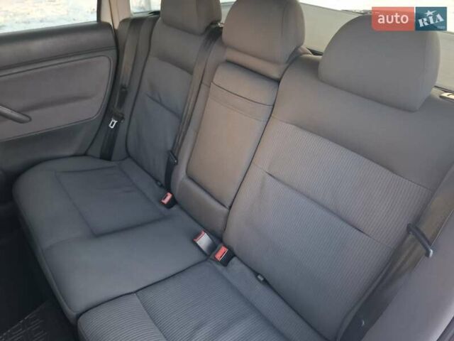 Серый Фольксваген Пассат, объемом двигателя 1.9 л и пробегом 260 тыс. км за 4650 $, фото 15 на Automoto.ua