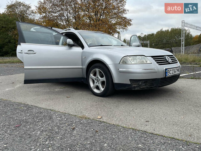 Сірий Фольксваген Пассат, об'ємом двигуна 1.9 л та пробігом 299 тис. км за 6000 $, фото 10 на Automoto.ua