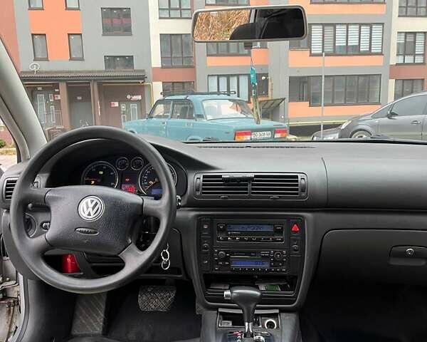 Серый Фольксваген Пассат, объемом двигателя 1.9 л и пробегом 257 тыс. км за 4100 $, фото 13 на Automoto.ua