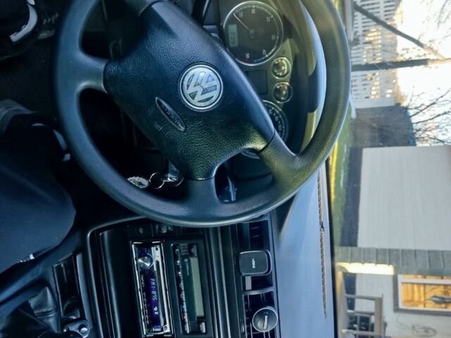 Серый Фольксваген Пассат, объемом двигателя 1.9 л и пробегом 300 тыс. км за 1600 $, фото 5 на Automoto.ua