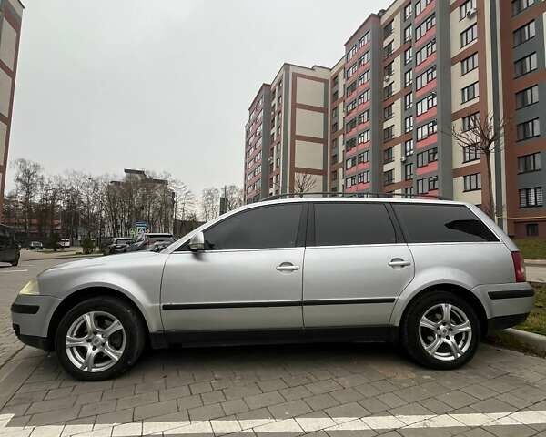 Серый Фольксваген Пассат, объемом двигателя 1.9 л и пробегом 257 тыс. км за 4100 $, фото 2 на Automoto.ua