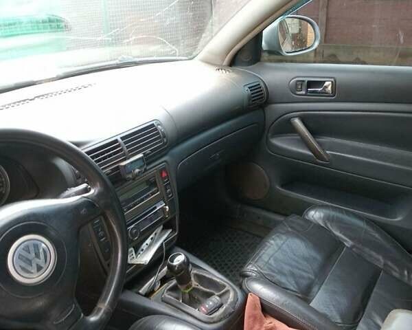 Серый Фольксваген Пассат, объемом двигателя 1.9 л и пробегом 400 тыс. км за 3600 $, фото 2 на Automoto.ua