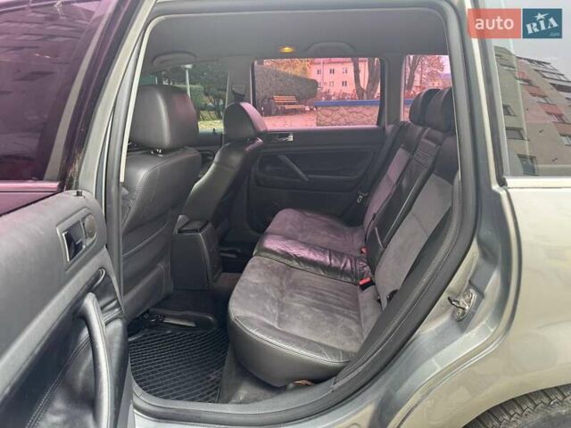 Серый Фольксваген Пассат, объемом двигателя 1.97 л и пробегом 452 тыс. км за 4800 $, фото 8 на Automoto.ua