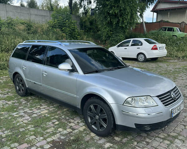 Серый Фольксваген Пассат, объемом двигателя 2.5 л и пробегом 365 тыс. км за 4500 $, фото 6 на Automoto.ua