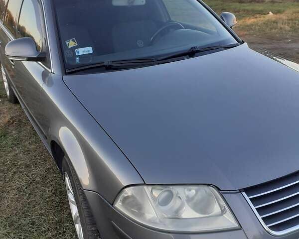 Серый Фольксваген Пассат, объемом двигателя 1.9 л и пробегом 283 тыс. км за 4900 $, фото 8 на Automoto.ua