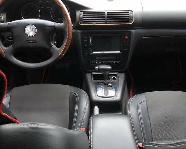 Сірий Фольксваген Пассат, об'ємом двигуна 1.9 л та пробігом 295 тис. км за 3700 $, фото 7 на Automoto.ua