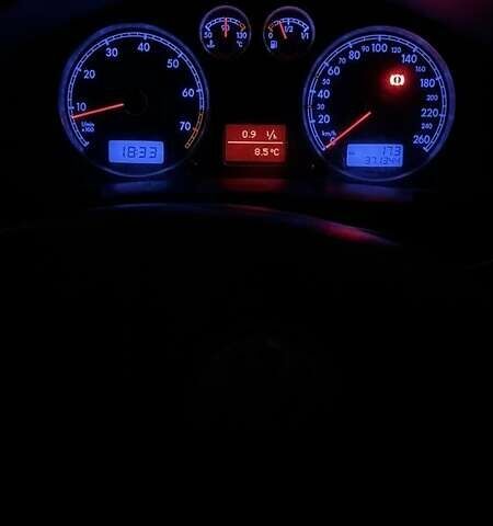 Серый Фольксваген Пассат, объемом двигателя 2 л и пробегом 370 тыс. км за 3900 $, фото 6 на Automoto.ua