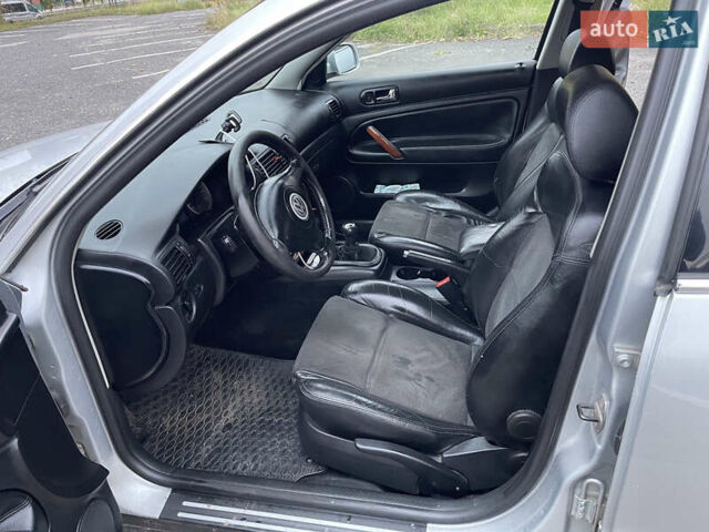 Сірий Фольксваген Пассат, об'ємом двигуна 1.9 л та пробігом 299 тис. км за 6000 $, фото 34 на Automoto.ua