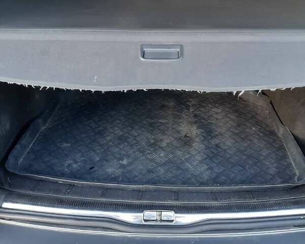 Серый Фольксваген Пассат, объемом двигателя 1.9 л и пробегом 283 тыс. км за 4900 $, фото 5 на Automoto.ua