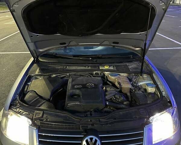 Серый Фольксваген Пассат, объемом двигателя 2 л и пробегом 370 тыс. км за 3900 $, фото 5 на Automoto.ua