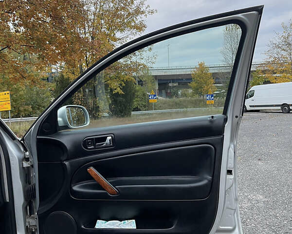 Сірий Фольксваген Пассат, об'ємом двигуна 1.9 л та пробігом 299 тис. км за 6000 $, фото 46 на Automoto.ua