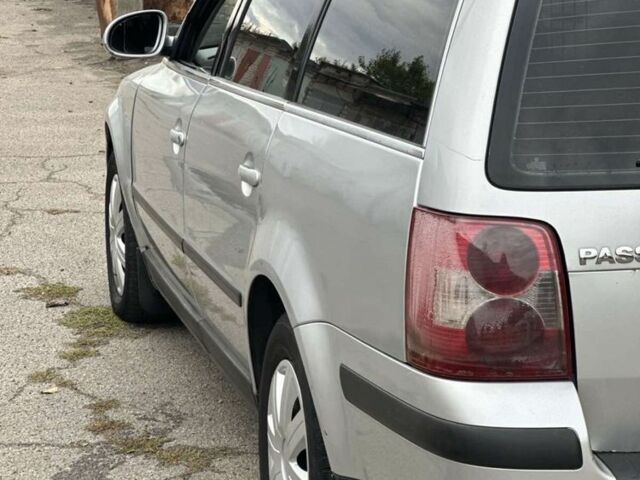 Серый Фольксваген Пассат, объемом двигателя 1.9 л и пробегом 283 тыс. км за 2950 $, фото 5 на Automoto.ua