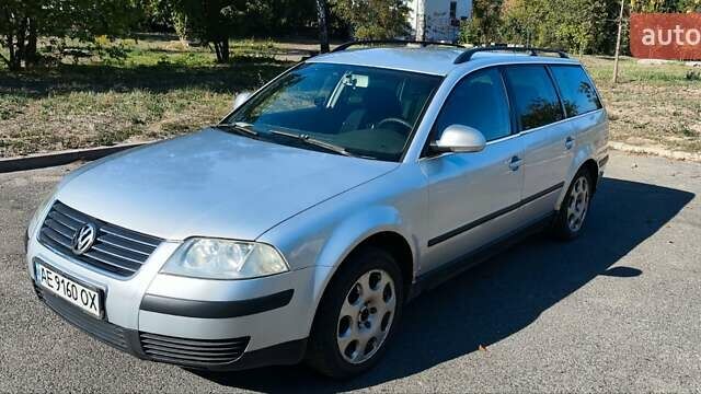 Серый Фольксваген Пассат, объемом двигателя 1.6 л и пробегом 260 тыс. км за 4000 $, фото 6 на Automoto.ua