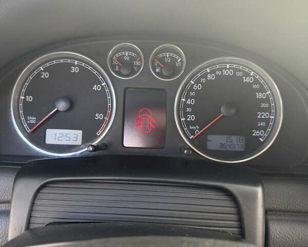 Серый Фольксваген Пассат, объемом двигателя 2.5 л и пробегом 365 тыс. км за 4500 $, фото 13 на Automoto.ua