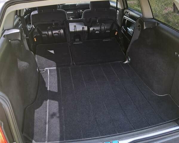 Серый Фольксваген Пассат, объемом двигателя 1.6 л и пробегом 205 тыс. км за 5300 $, фото 13 на Automoto.ua