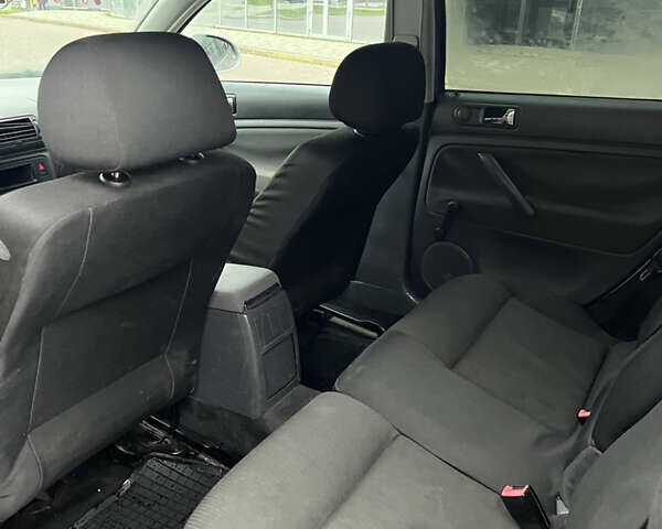 Сірий Фольксваген Пассат, об'ємом двигуна 1.9 л та пробігом 320 тис. км за 3400 $, фото 10 на Automoto.ua