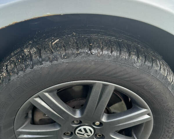 Серый Фольксваген Пассат, объемом двигателя 2.5 л и пробегом 365 тыс. км за 4500 $, фото 7 на Automoto.ua