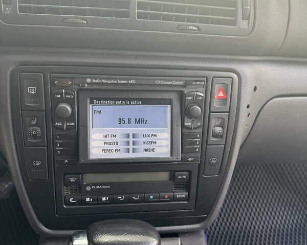 Серый Фольксваген Пассат, объемом двигателя 2.5 л и пробегом 365 тыс. км за 4500 $, фото 15 на Automoto.ua