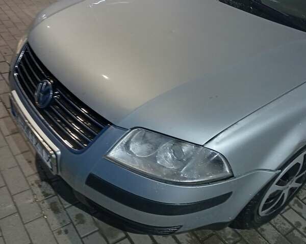 Серый Фольксваген Пассат, объемом двигателя 1.9 л и пробегом 404 тыс. км за 3000 $, фото 3 на Automoto.ua