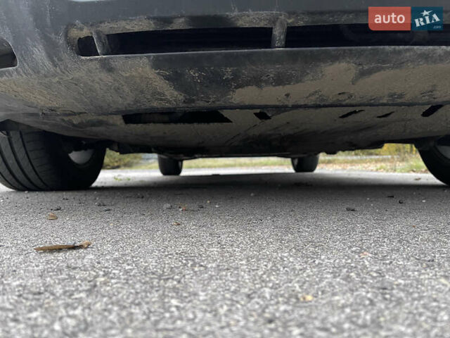 Сірий Фольксваген Пассат, об'ємом двигуна 1.9 л та пробігом 299 тис. км за 6000 $, фото 70 на Automoto.ua