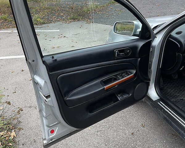 Сірий Фольксваген Пассат, об'ємом двигуна 1.9 л та пробігом 299 тис. км за 6000 $, фото 33 на Automoto.ua