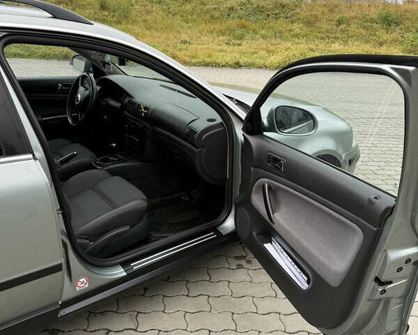 Сірий Фольксваген Пассат, об'ємом двигуна 2 л та пробігом 366 тис. км за 4300 $, фото 6 на Automoto.ua