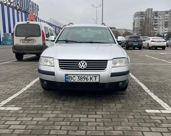 Серый Фольксваген Пассат, объемом двигателя 1.6 л и пробегом 225 тыс. км за 4500 $, фото 7 на Automoto.ua