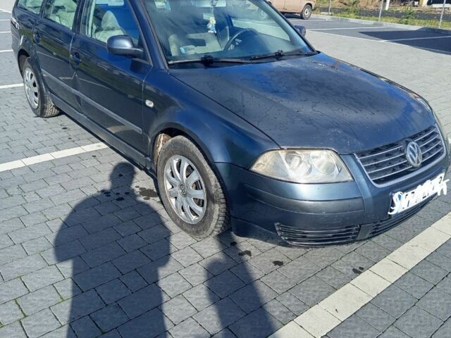 Фольксваген Пассат 2004 в Львове на Automoto.ua Серый Фольксваген Пассат, объемом двигателя 0 л и пробегом 250 тыс. км за 1700 $, фото 1 на Automoto.ua