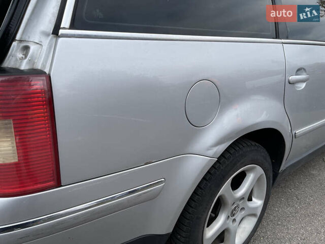 Сірий Фольксваген Пассат, об'ємом двигуна 1.9 л та пробігом 299 тис. км за 6000 $, фото 12 на Automoto.ua