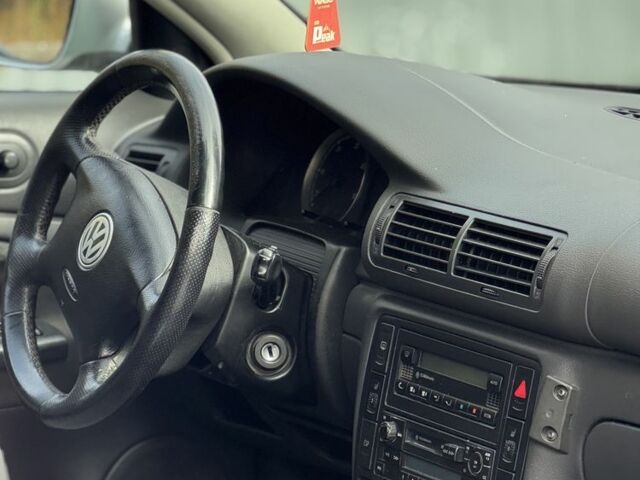 Сірий Фольксваген Пассат, об'ємом двигуна 0 л та пробігом 249 тис. км за 2950 $, фото 6 на Automoto.ua