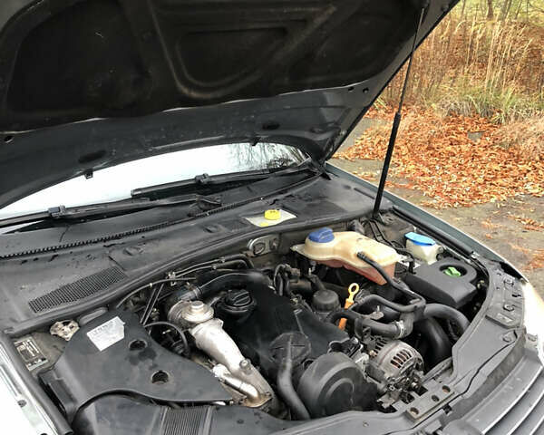 Серый Фольксваген Пассат, объемом двигателя 1.9 л и пробегом 295 тыс. км за 3700 $, фото 9 на Automoto.ua